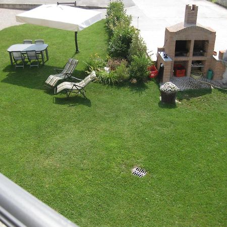 Apartamento Il Pozzo Fiorito Cossombrato Exterior foto