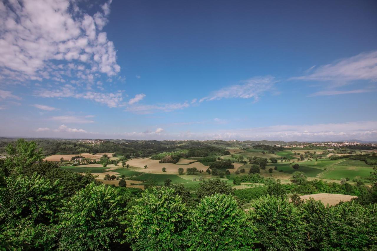 Apartamento Il Pozzo Fiorito Cossombrato Exterior foto