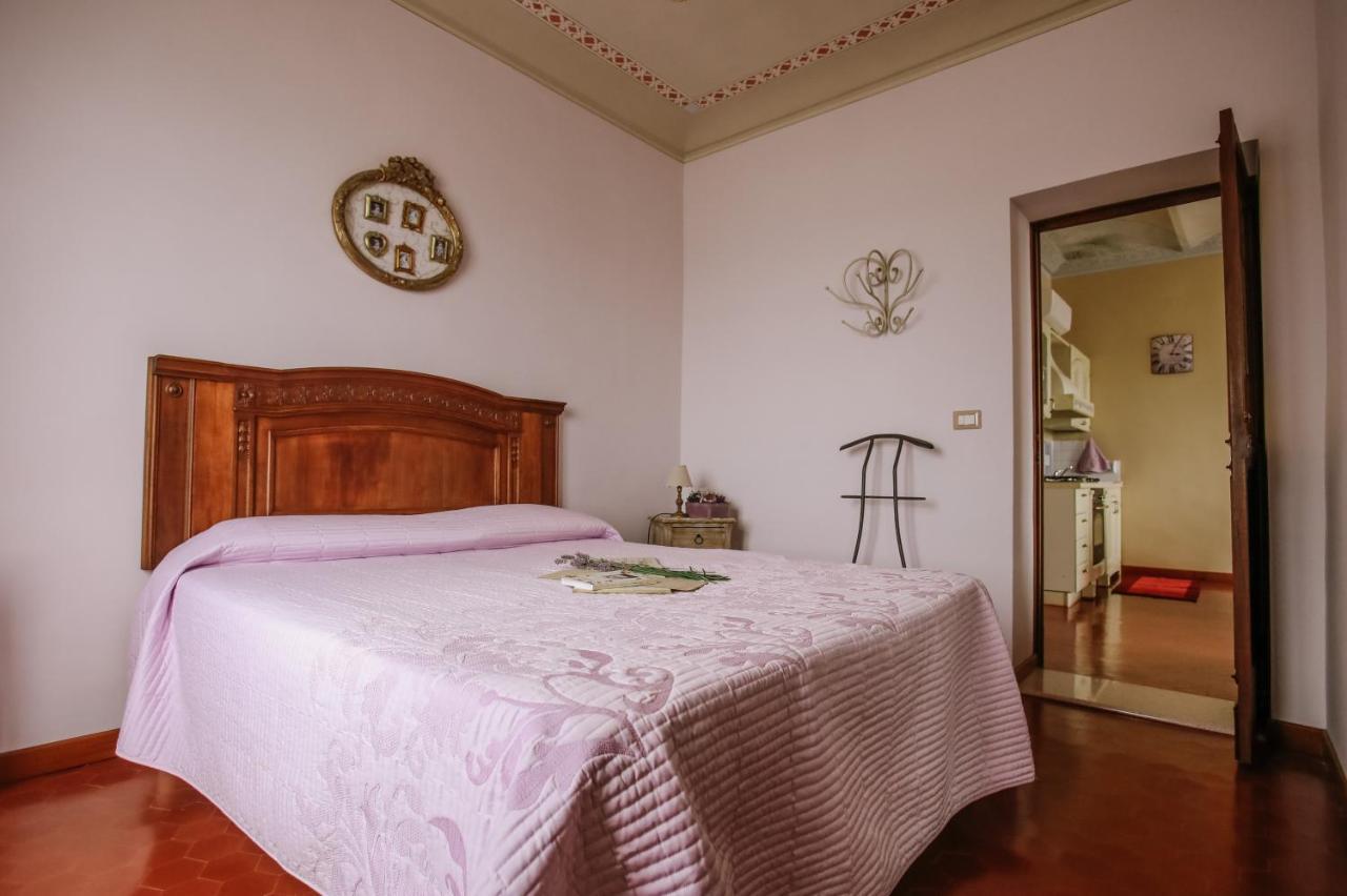 Apartamento Il Pozzo Fiorito Cossombrato Exterior foto