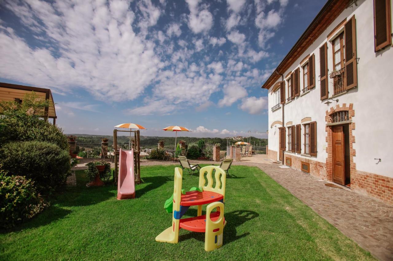 Apartamento Il Pozzo Fiorito Cossombrato Exterior foto